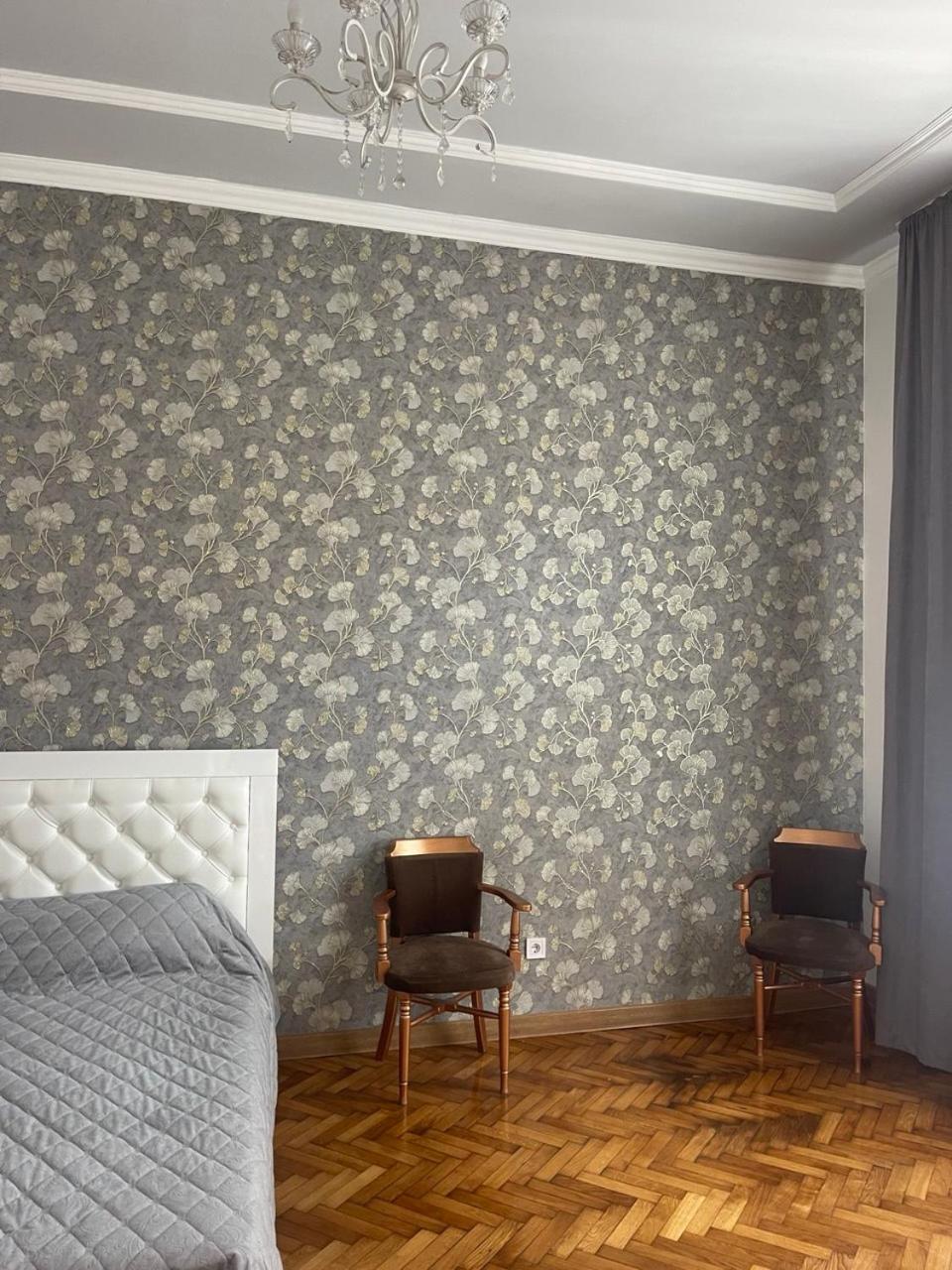 Newtone Apartment Cernăuți Exterior foto