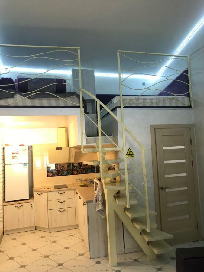 Newtone Apartment Cernăuți Exterior foto